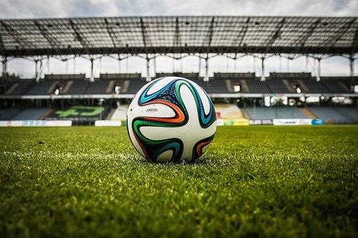 足球SPE，揭秘球场上的速度与激情