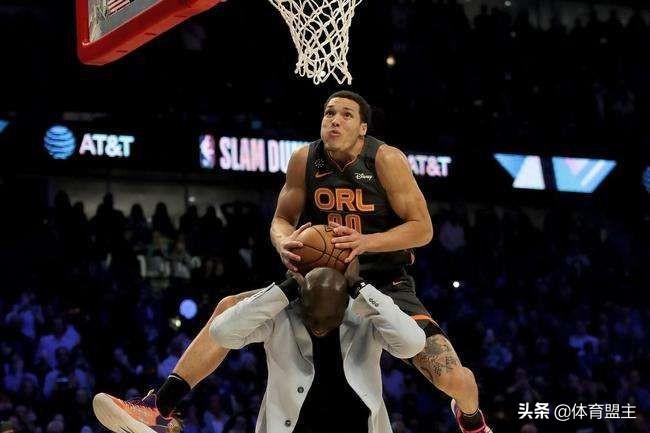 NBA全明星扣篮大赛排名,历史瞬间与传奇飞人的较量 NBA全明星扣篮大赛排名,历史瞬间与传奇飞人的较量